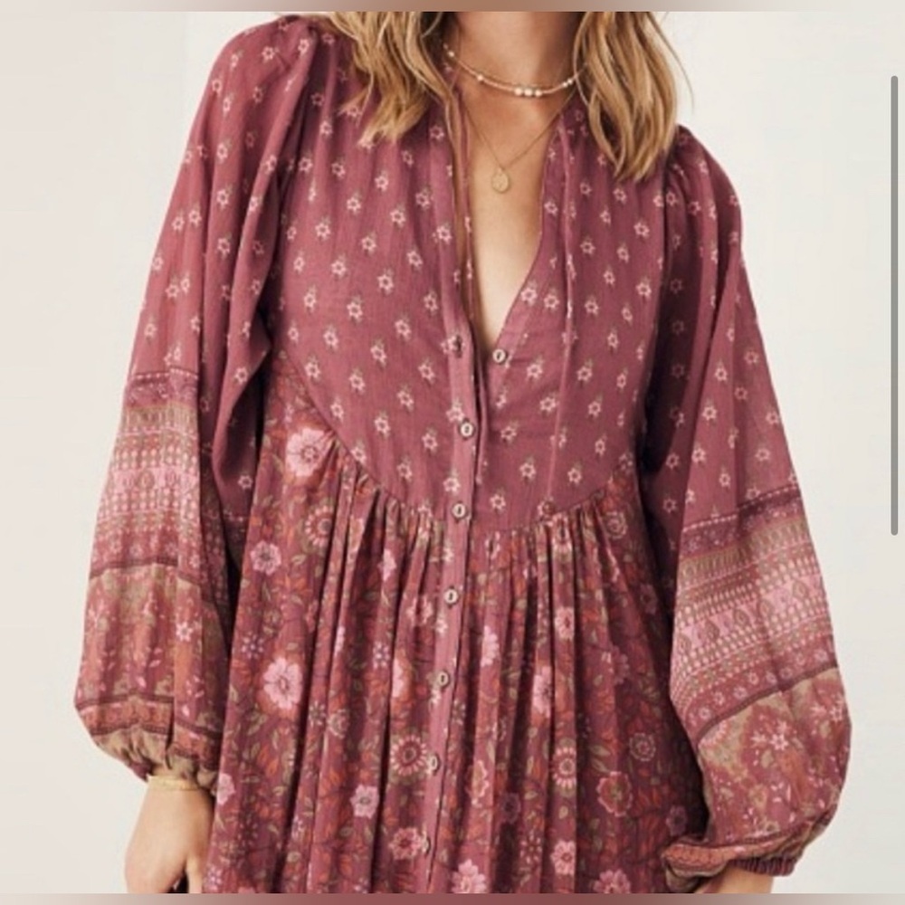 Spell & The Gypsy Utopia Gown Berry - Picture 10 of 11